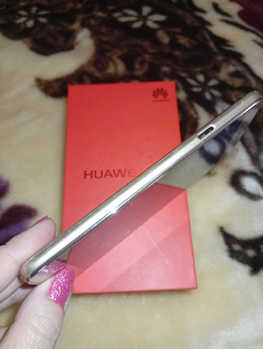 Смартфон Huawei робочий