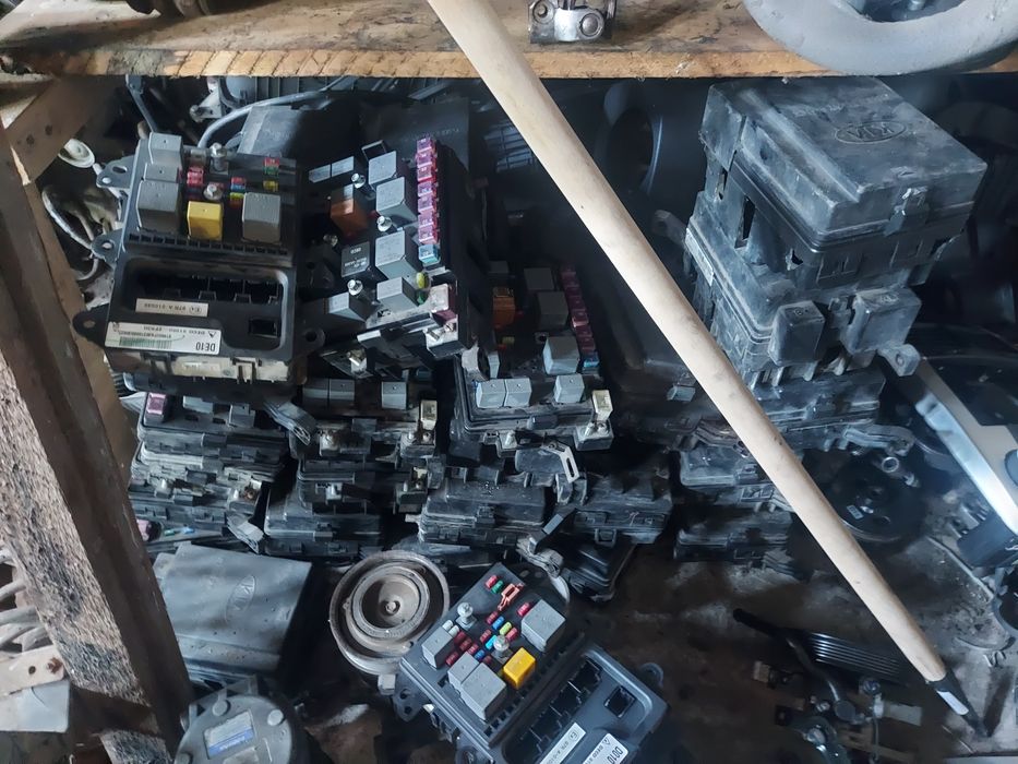 Блок запобіжників,блок предохранителей кіа cerato,кіа черато