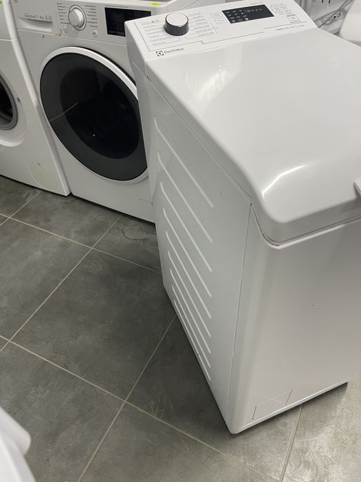 Пральна машина Electrolux WER8723 (6 кг)