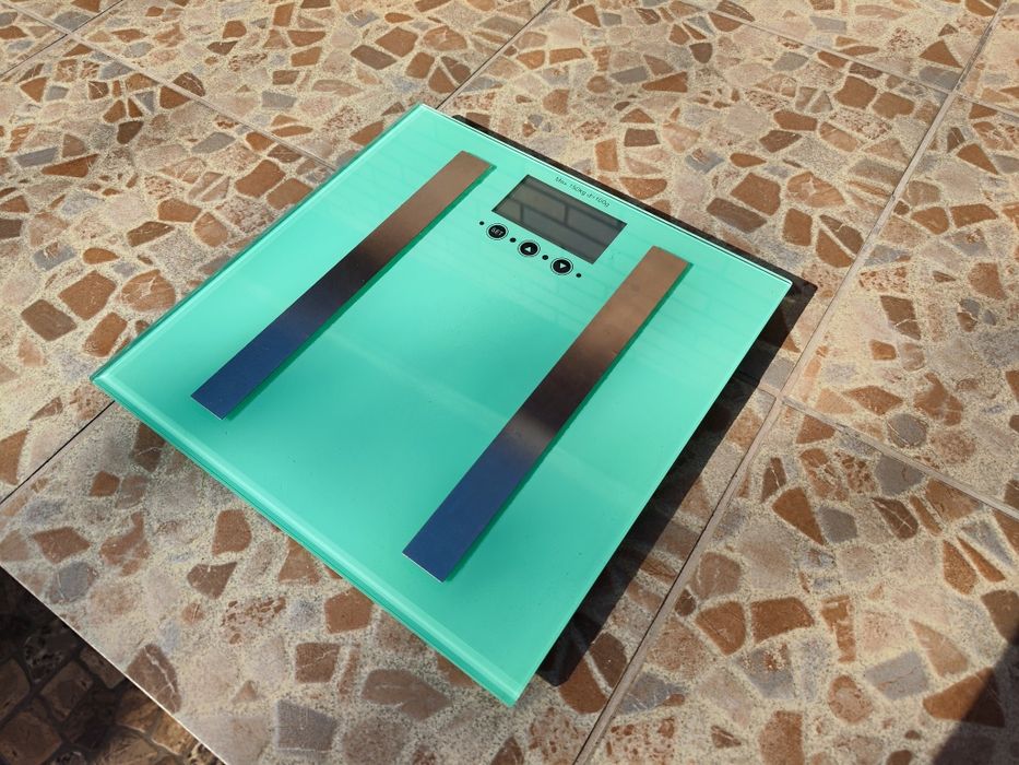 Веса напольные Delfa .