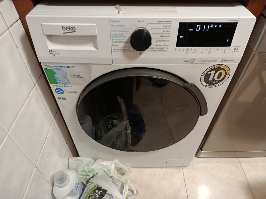 Maquina de lavar e secar beko