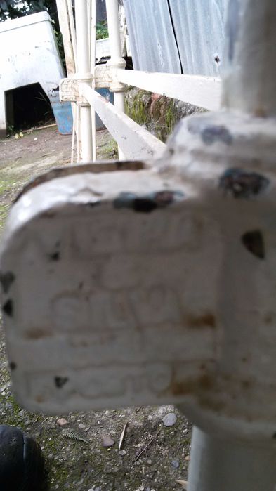 Cana ferro antiga corpo e meio