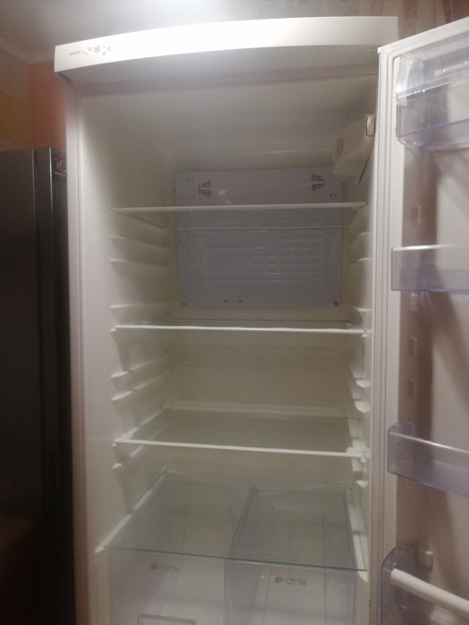 Холодильник Zanussi