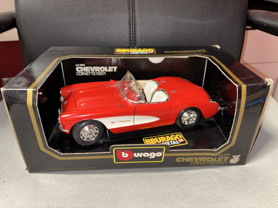 Modele Bburago Chevrolet Corvette 1957 1:18