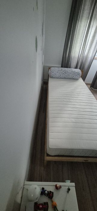 Cama neind/luroy 44  mais colchão a parte 60