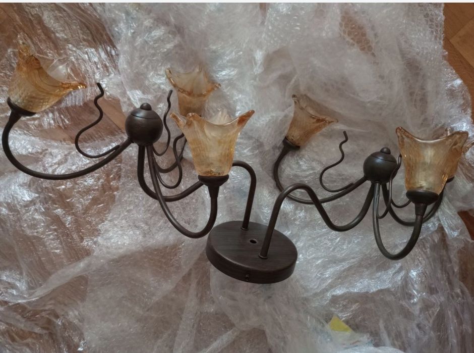 Люстра на 6 ламп (металл-стекло)