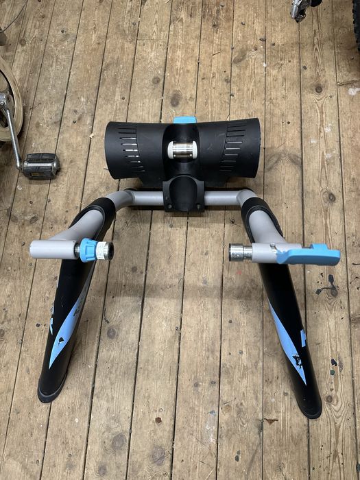 Tacx genius - trenazer rowerowy