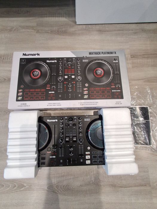 Kontroler Numark Mixtrack Platinum FX serato dj