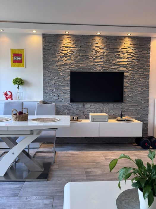 Studio 40 m², Centrum Słupska — duży balkon, widok na rzekę i zabytki