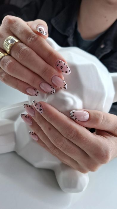 Manicure hybrydowy