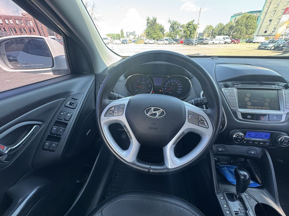 Hyundai tucson 2.0D Automat