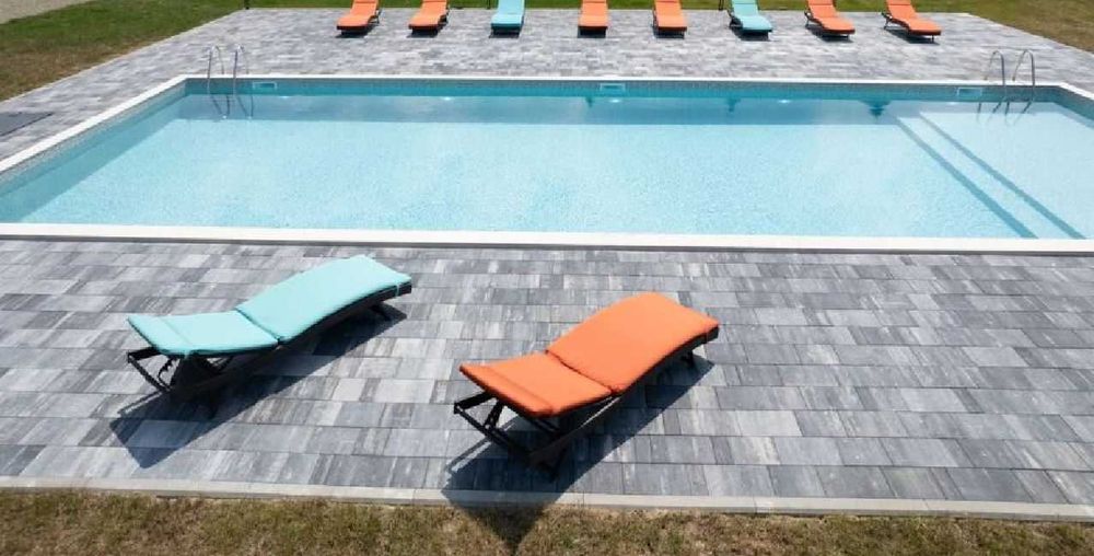 Будівництво фундаментів, парканів, укладання тротуарної плитки