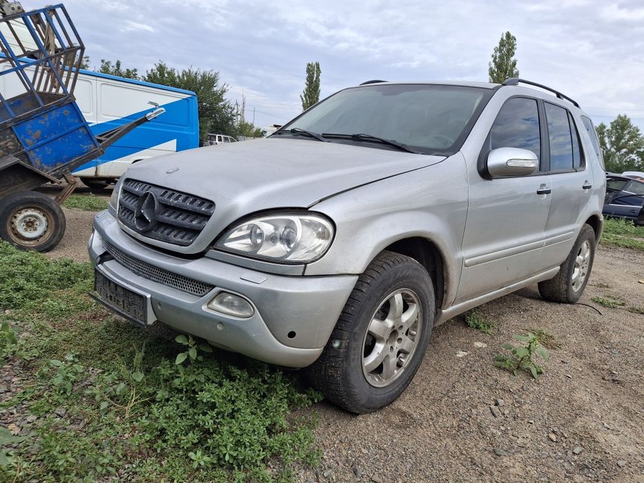 Розбірка запчасті шрот запчастини Mercedes ML 163 4.0 дизель 2004 року