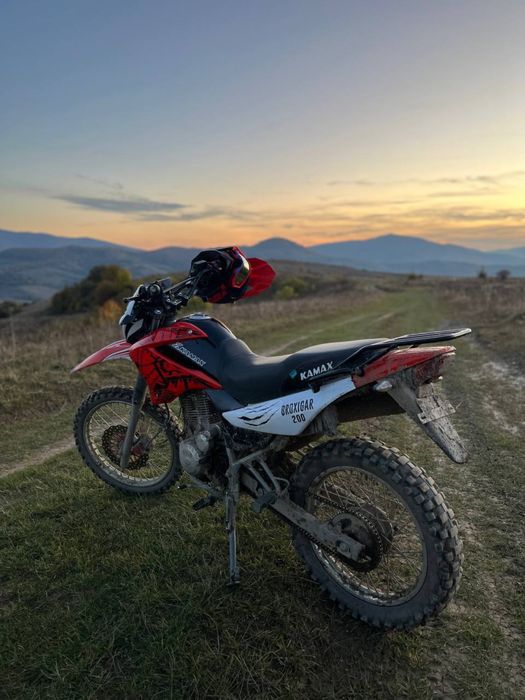 Мотоцикл kamax 200