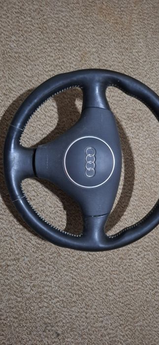 Volante audi em bom estado