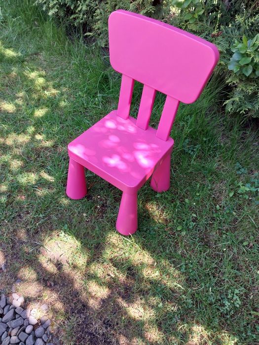 Sprzedam krzesełeczka dziecięce Ikea