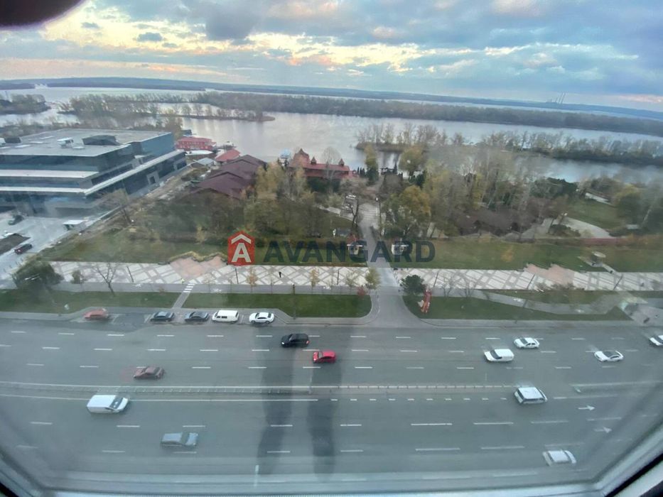 Продам 3 ком видовую ЖК Favorit/River Park/Bartolomeo