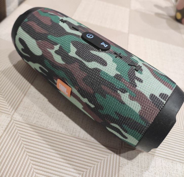 Колонка JBL Charge 3