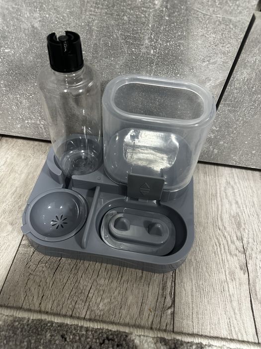 Автоматическая кормушка для котов