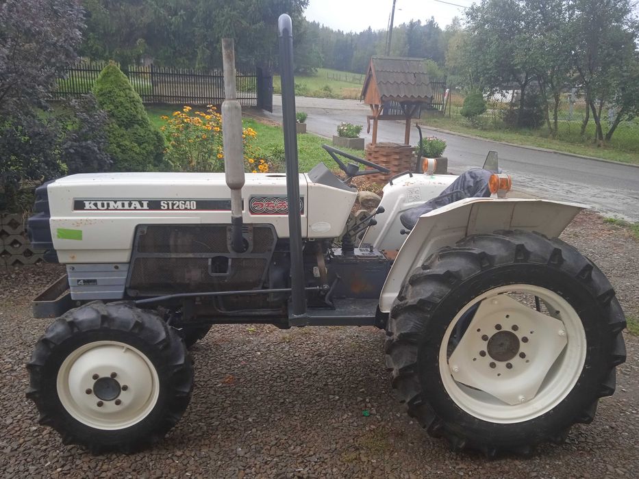 ciągnik 4x4 Mitsubishi kumiai st2640 26km