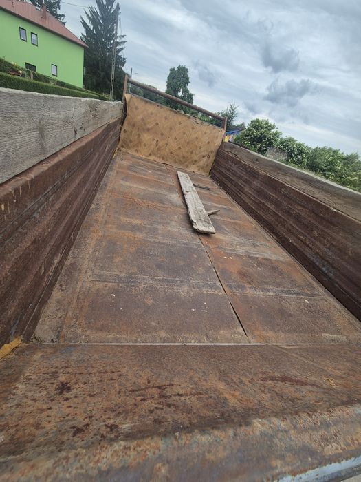 Rozrzutnik obornika dwuosiowy czarna białostocka 4T