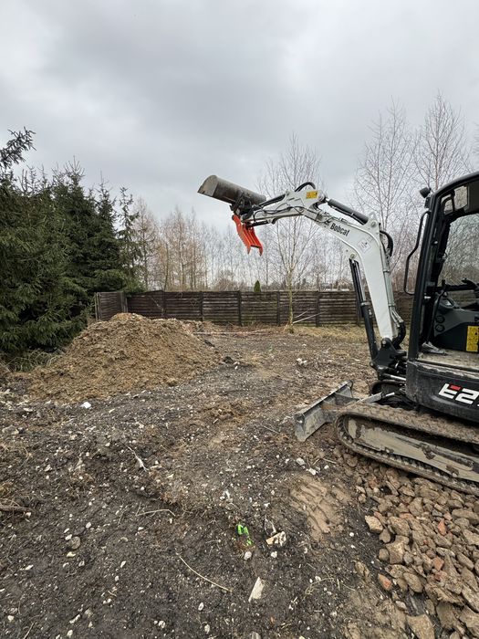 Usługi minikoparką BOBCAT E27 + wywrotka DMC 3,5 tony