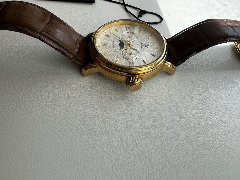 Продам чоловічий годинник Royal London 41061-02