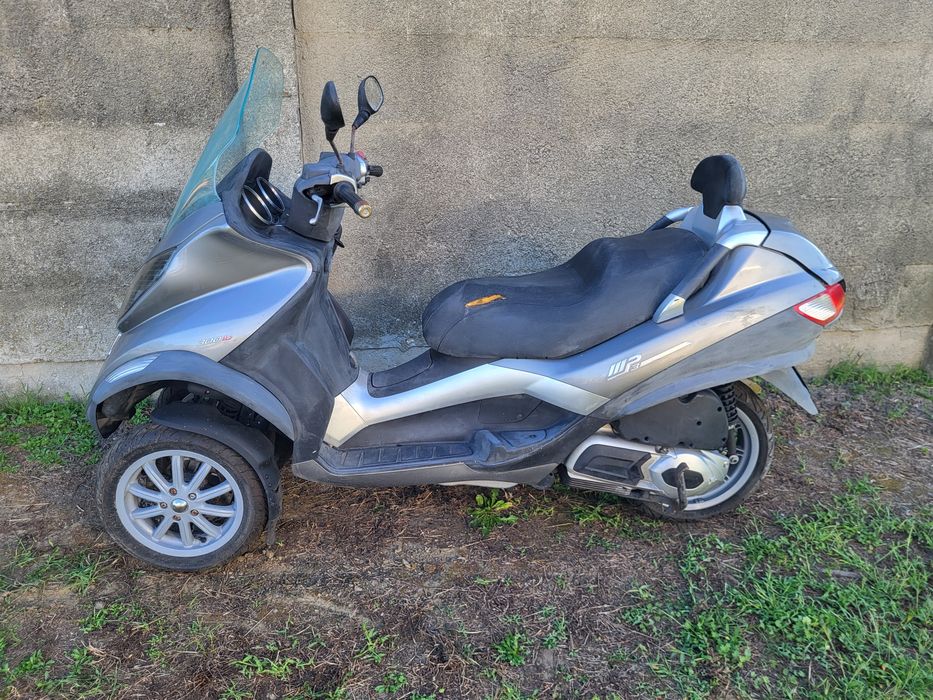 PIAGGIO MP3 300 piaggio 300 mp3