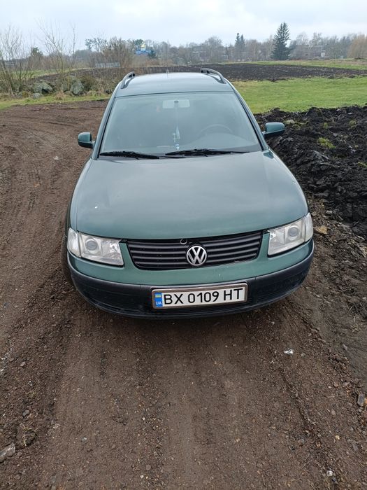 Продам автомобіль Volkswagen Passat B5