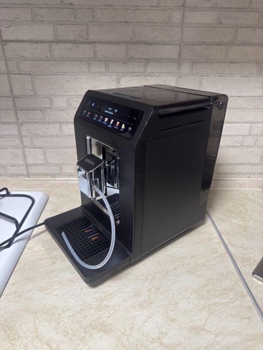 Кавомашина Krups Evidence One EA895N10