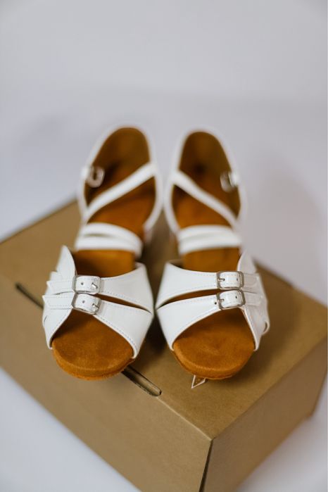 Дитячі туфлі для бальних танців блок-каблук