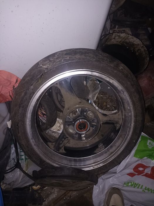 Колесо заднее Kawasaki z1000/z750