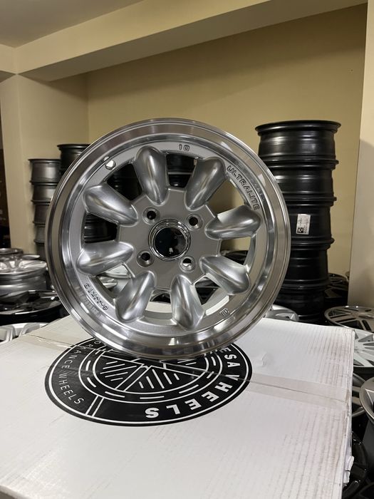 Jantes 13” 4x100 4x114.3 Novas Estilo Ultralite Minilite Datsun Toyota