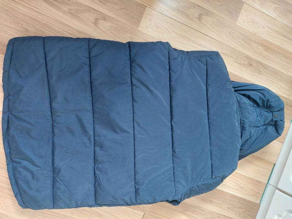 BYTOM piękna męska ciepła kurtka zimowa r.M granat stan idealnyjakNOWA