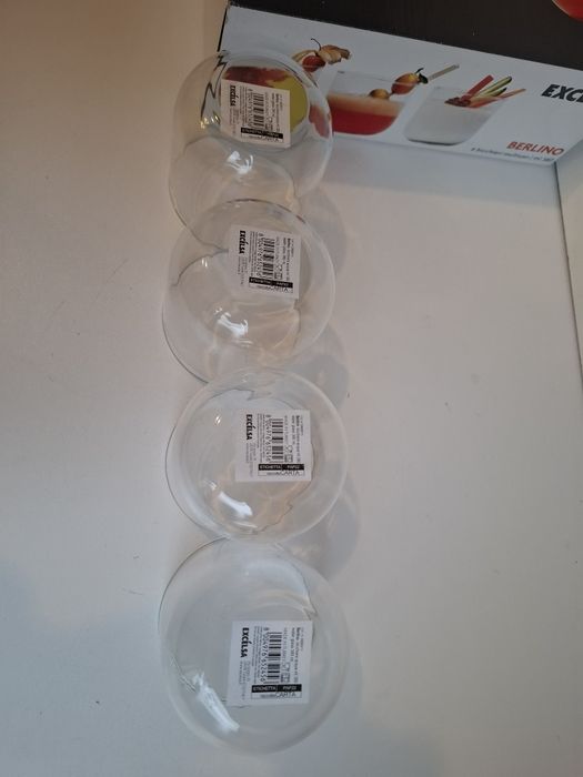 Excelsa Berlino zestaw szklanek 4 sztuki do napoi lub drinków