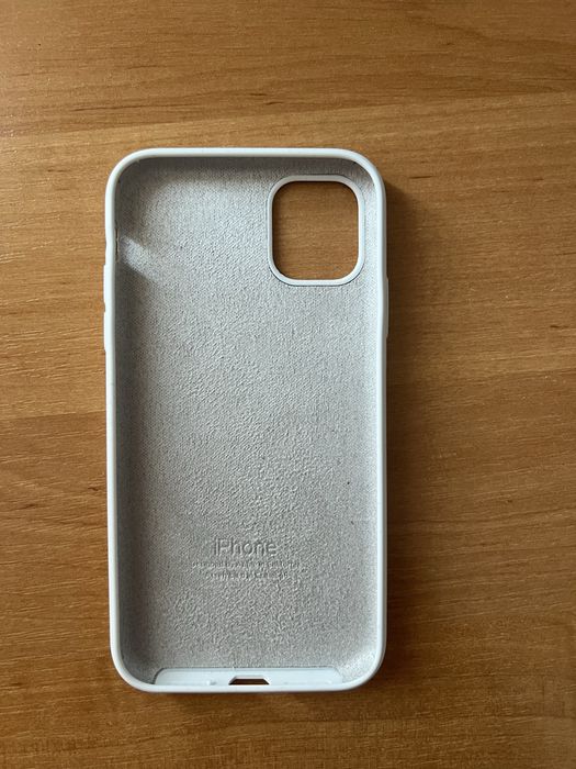 Чохол на iPhone 11