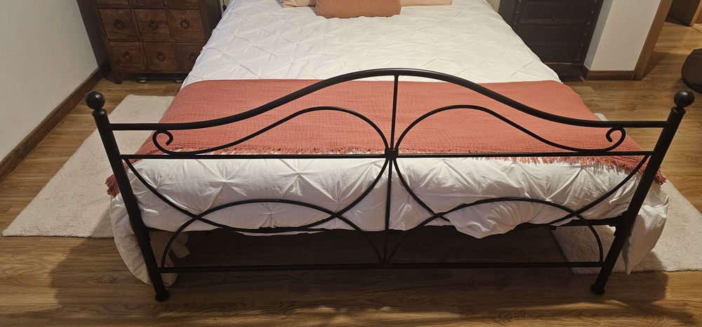 Cama 160x200 com colchão