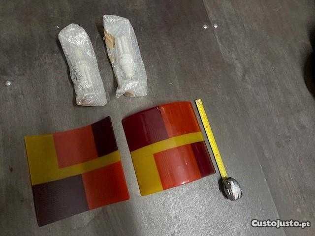 Conjunto de 2 candeeiros de parede