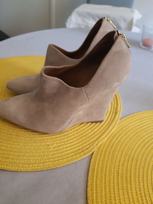 Nowe, półbuty, beż. Gino Rossi. 36 F