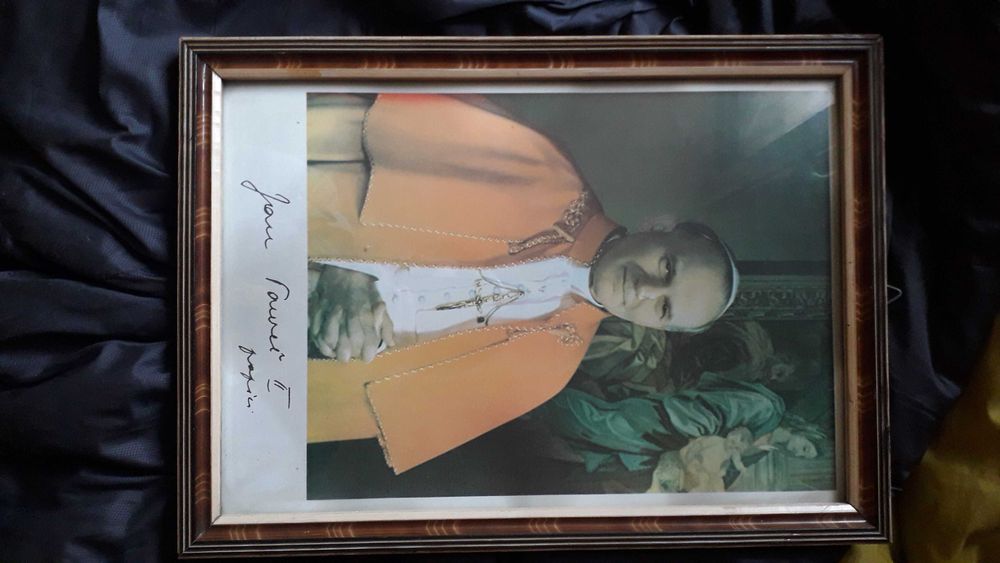 Obrazy, książki, pamiątki, papież, komunia Dewocjonalia PRL