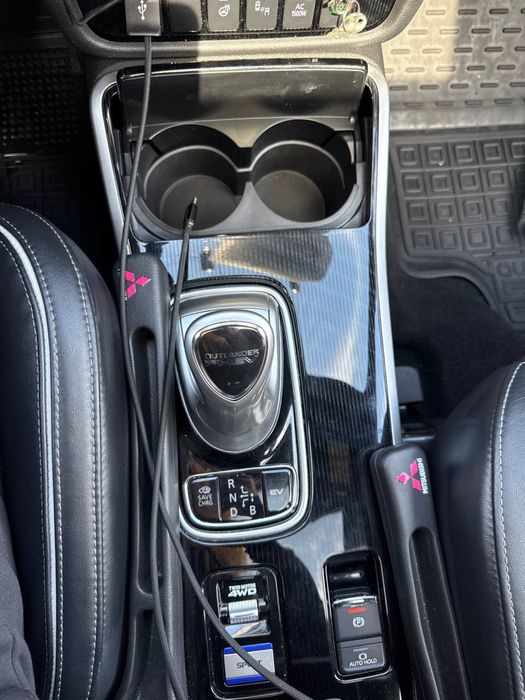 Mitsubishi Outlander 2021 phev 2.4