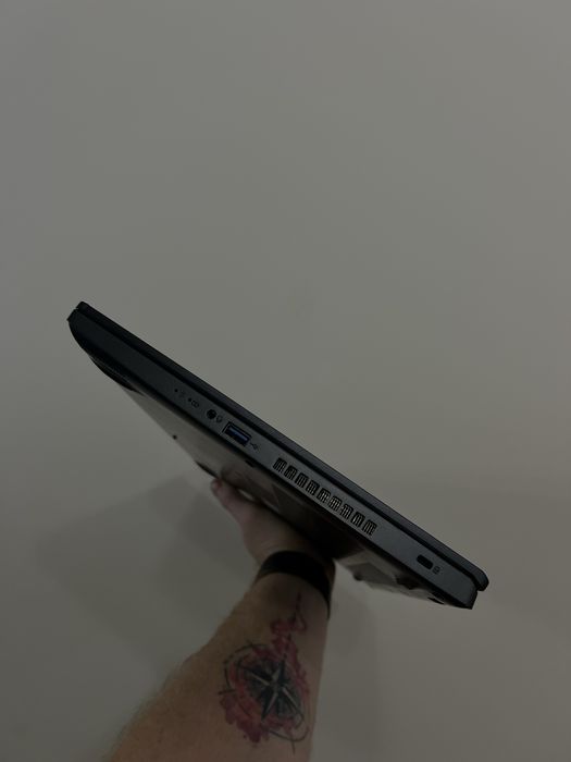 Топовий ігровий ноутбук Acer Aspire 7