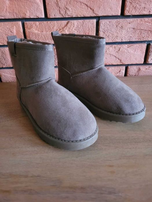 Ocieplane botki zimowe typu UGG/EMU – szare, futerko, r.37