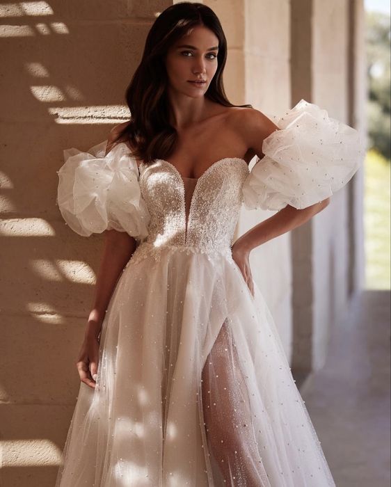 Трендова весільна сукня