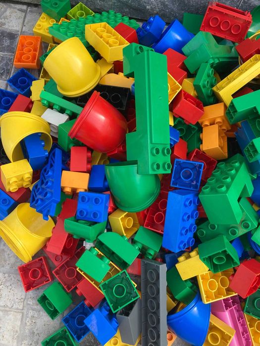 Conjunto de 359 Peças Variadas LEGO Duplo