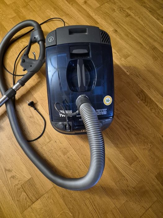 Пылесос Thomas Twin t2.б/у в отличном состоянии.