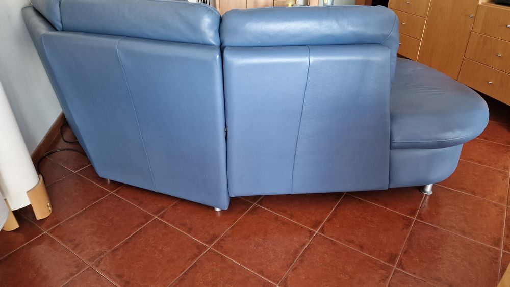Sofá de pele  em bom estado