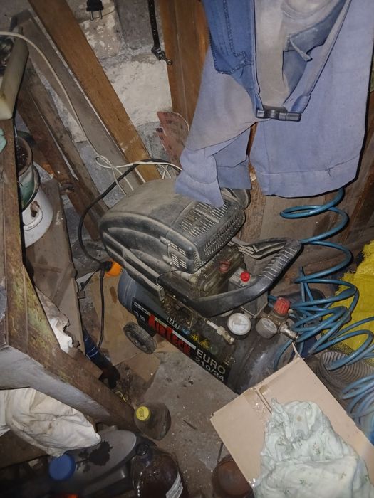 Продам компресор