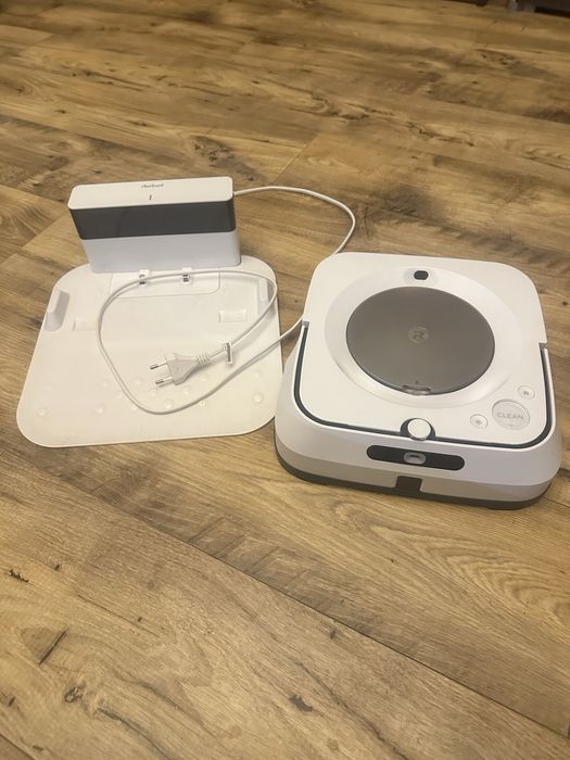 Robot sprzątający IROBOT Brava Jet M6