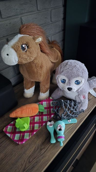 Konik flora foczka hela zabawki interkatywne zwierzaki sprawne zadbane super stan